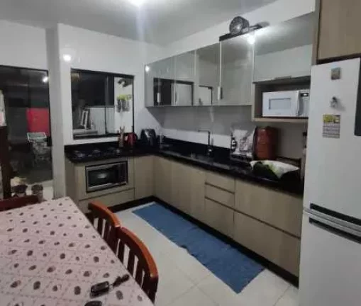 Imagem Sobrado Geminado mobiliado com 2 suítes e 2 vagas de garagem em Joinville