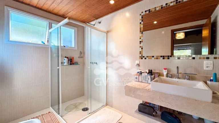 Imagem Casa com 5 quartos à venda por R$ 4.200.000 / Locação R$ 1,700,00 a diária - Lagoinha - Condomínio Recanto da Lagoinha - Ubatuba/SP