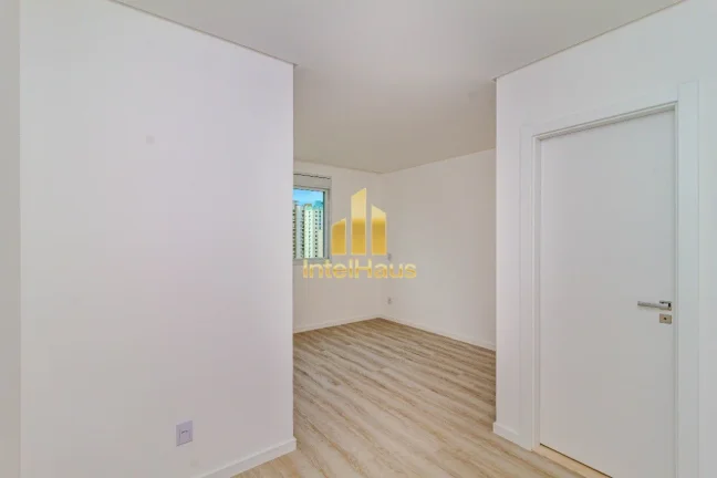 Imagem Descubra o Luxo Clássico no Edifício Villa Alba: Seu Refúgio Exclusivo em Balneário Camboriú!
I...