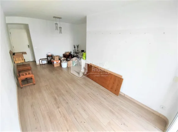 Imagem Apto à venda, 78m² com 3 dorms., sala com varanda, cozinha e dorms. com armários, Vista deslumbrante Santana, 1 vaga e lazer com piscina aquecida.