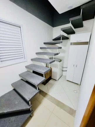 Imagem Sobrado com 2 dormitórios para alugar, 135 m² por R$ 3.800/mês - Campestre - Santo André/SP