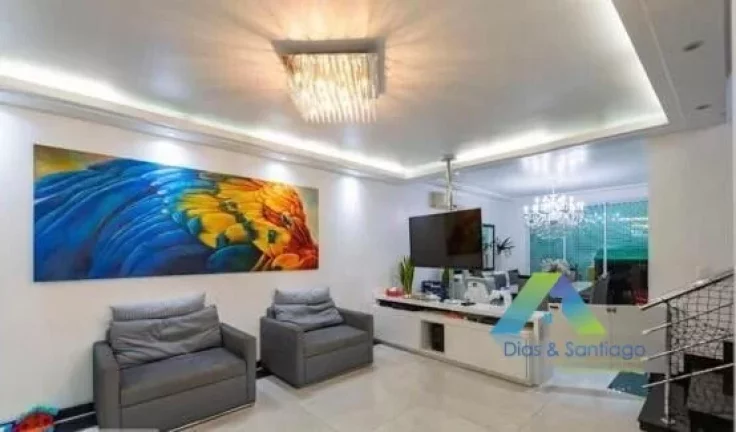 Imagem Casa em condomínio 380 metros, 3 dormitórios, 3 suítes, 3 vagas com excelente localização e valor !!!