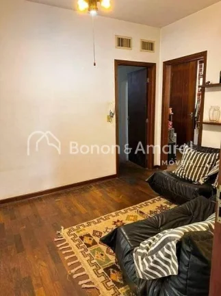 Imagem Bela casa com toque rústico. a residência possui um amplo terreno de esquina com 1.182m² de área...