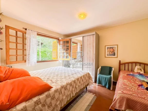 Imagem Casa à venda, 200 m² por R$ 800.000,00 - Quebra Frascos - Teresópolis/RJ