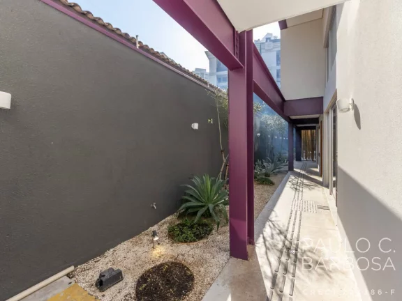 Imagem Alto de Pinheiros Locação - 950m² a.c. - 3 Pavimentos + subsolo - 16 Vagas