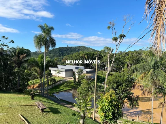 Imagem Sítio a venda com 26.000 m² no Bairro Rio do Meio em Camboriú - SC