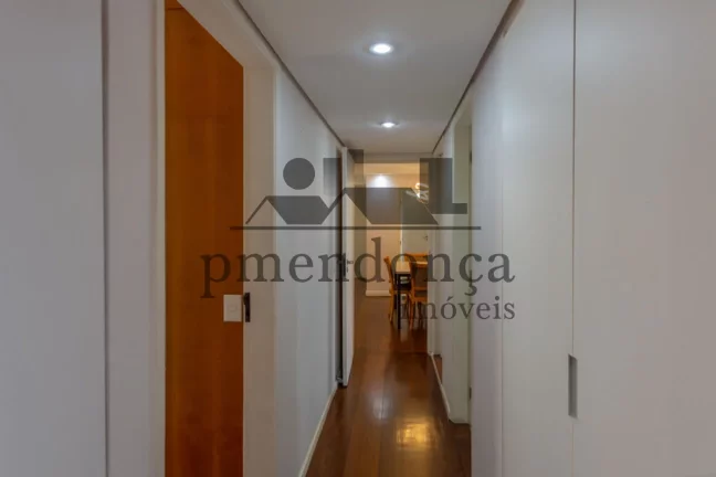 Imagem Apartamento Pinheiros reformado com 103m² reformado, 3 dormitórios (1 suíte) e 2 vagas.