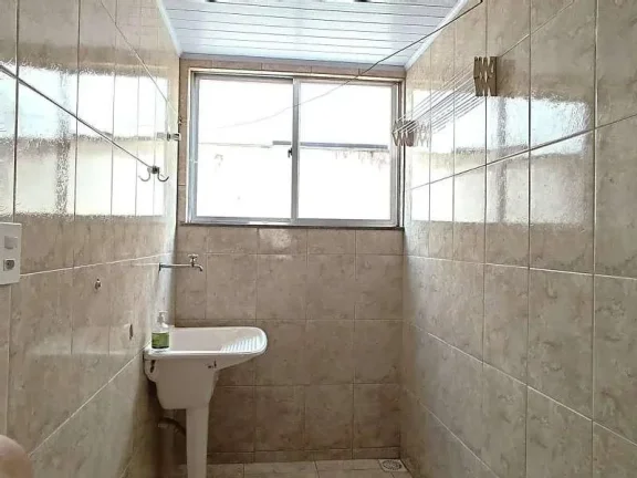 Imagem Praticidade e Conforto: Apartamento com Suíte e Garagem Coberta no bairro Santa Cecília.