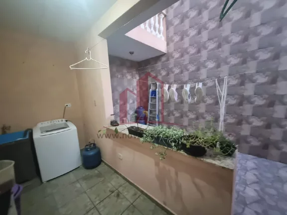 Imagem Casa em Condomínio à Venda em Caieiras-SP, Real Park: 4 Quartos, 1 Suíte, 2 Salas, 2 Banheiros, 2 Vagas, 202m² de Área