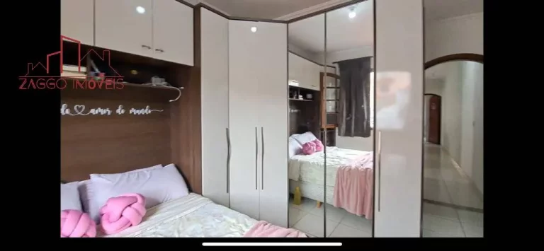 Imagem Lindo sobrado Em Taboão da Serra - 3 dorms - 170 m²