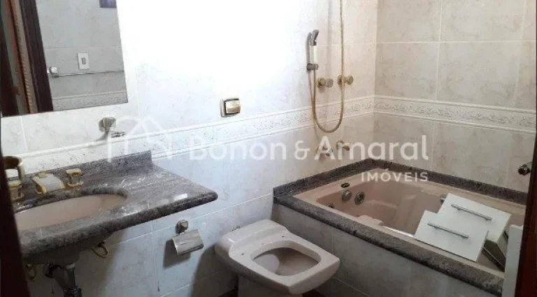 Imagem Belíssima casa à venda Jardim Paiquerê - Valinhos.
Bem espaçosa, com sala para 2 ambientes e pé...
