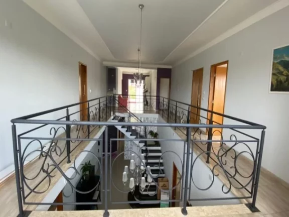 Imagem MIRANTE - MANSÃO COM 6 DORMITÓRIOS, RICA EM ARMÁRIOS