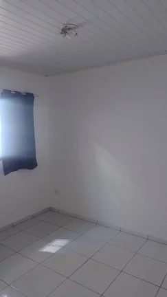 Imagem Terreno com Casa Não Averbada no Condomínio La Salle - Pinheirinho