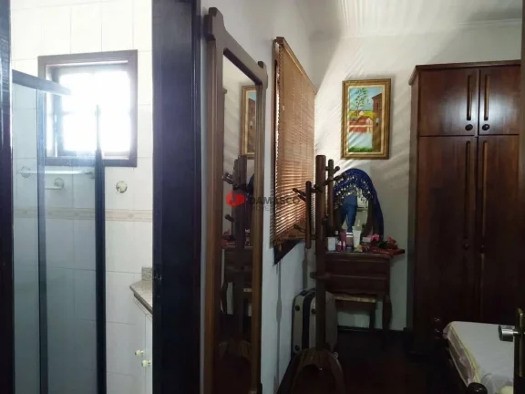 Imagem Sobrado à venda 3 Quartos, 3 Suites, 4 Vagas, 197M², Nova Gerty, São Caetano do Sul - SP