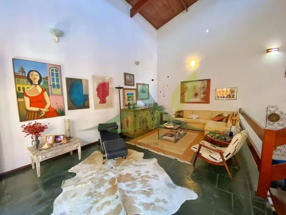 Imagem Casa Espaçosa e Aconchegante à Venda no Bairro Loanda, Atibaia/SP