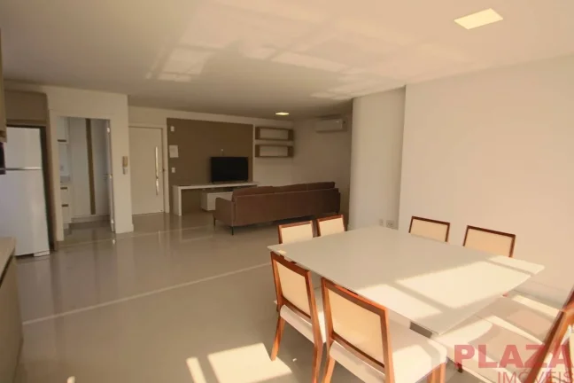 Apartamento 150 metros da Praia - Balneário Camboriú