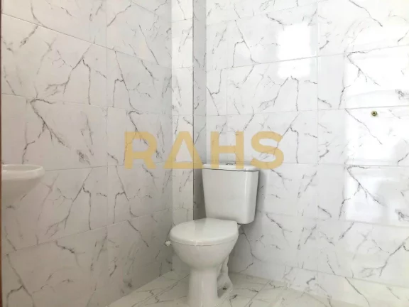 Imagem Ótimo sobrado geminado de canto localizado em Pirabeiraba, próximo ao Restaurante Gute Küche, em ...