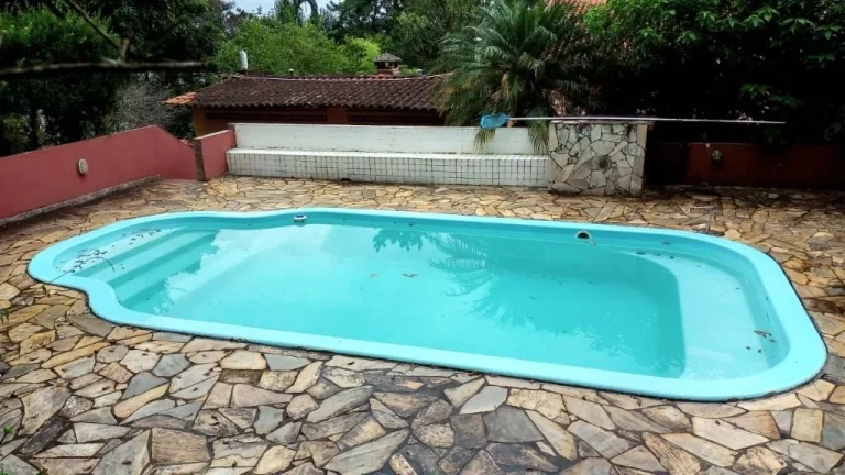 Imagem Chácara com 3 dormitórios à venda, 2380 m² por R$ 1.250.000,00 - Chácaras Ceres - Suzano/SP