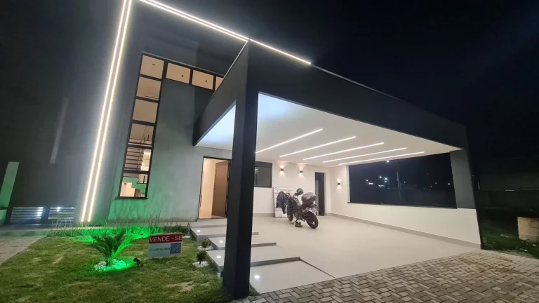 Imagem Casa com 3 dormitórios à venda, 260 m² por R$ 1.500.000,00 - Recanto dos Eucaliptos - São José dos Campos/SP