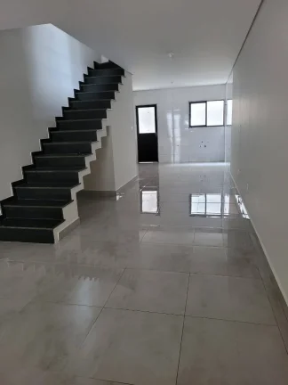Sobrado Novo 3 Domitorios e 3 Suites 2 Vagas de Garagens