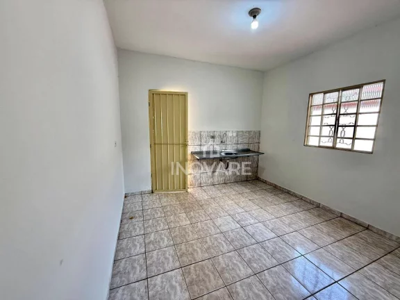 Imagem Casa com 3 dormitórios à venda, 90 m² por R$ 400.000,00 - Karfan - Itumbiara/GO