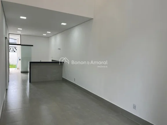 Imagem Linda casa à venda no Condomínio Real Park Sumaré, 3 quartos

Com três quartos, sendo um deles u...