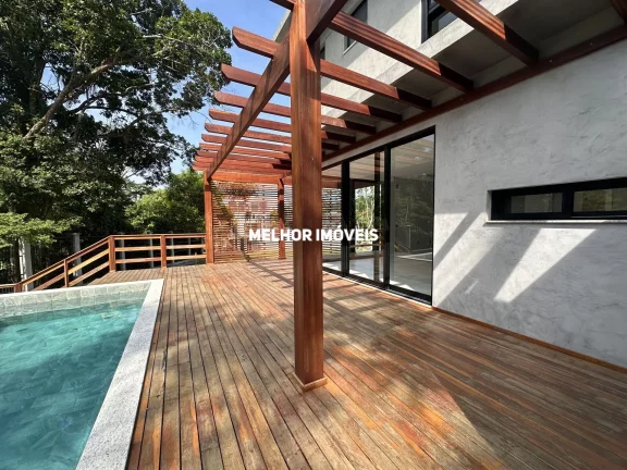 Imagem Casa de Alvenaria nova com 3 suítes localizada na Praia de Taquaras em Balneário Camboriú - SC