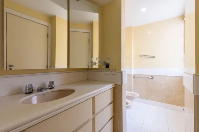 Imagem Apartamento 3 quartos 1 suite , 2 vagas, 207 m²