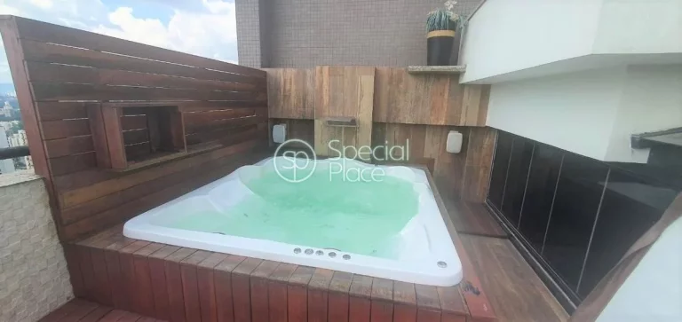Imagem Ótima Cobertura Duplex com 263m² no Morumbi. Living para 03 ambientes, varanda gourmet com churras...