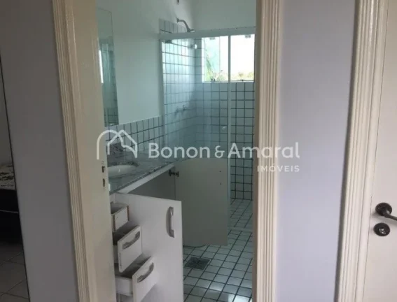 Imagem Descubra o equilíbrio perfeito entre conforto, lazer e segurança nessa linda casa de 180 m² const...