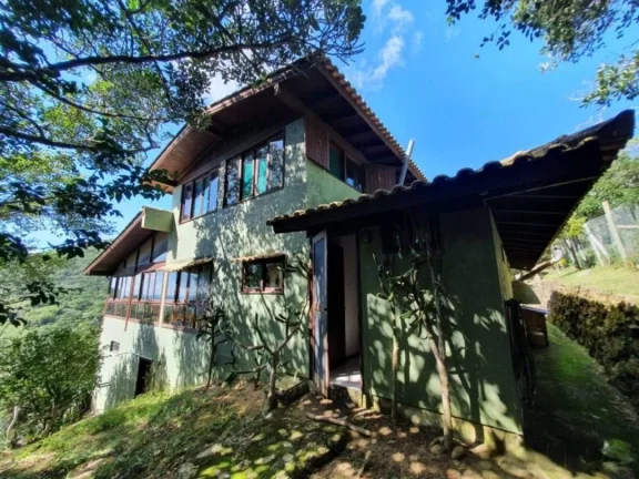 Imagem Casa à venda em Garopaba-SC, Praia da Silveira: 4 quartos, 2 salas, 2 banheiros, 3 vagas, 200m². Imperdível!