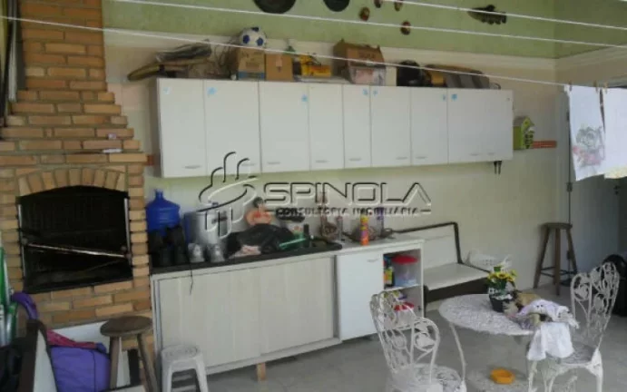 Imagem Casa com 3 dormitórios à venda, 75 m² por R$ 650.000,00 - Jardim Imperador - Praia Grande/SP