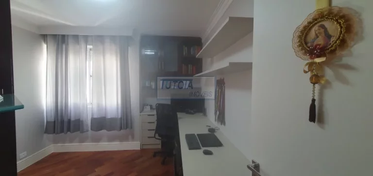 Imagem APARTAMENTO REFORMADO A VENDA NO PARAÍSO