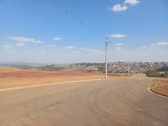 Imagem Terreno residencial para venda em Jardim Aeroporto II, 268m2