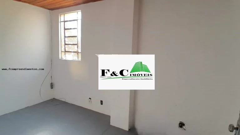 Imagem Barracão para Locação em Limeira, Vila Camargo, 1 banheiro, 1 vaga