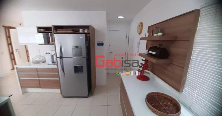 Imagem Casa com 4 dormitórios à venda, 300 m² por R$ 1.700.000 - Ferradura - Armação dos Búzios/RJ