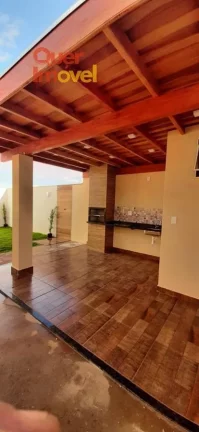 Imagem Casa em Condomínio à Venda: 3 Quartos, 1 Suíte, 2 Salas, 3 Banheiros e 2 Vagas, 150m² - Cravinhos-SP, Centro.