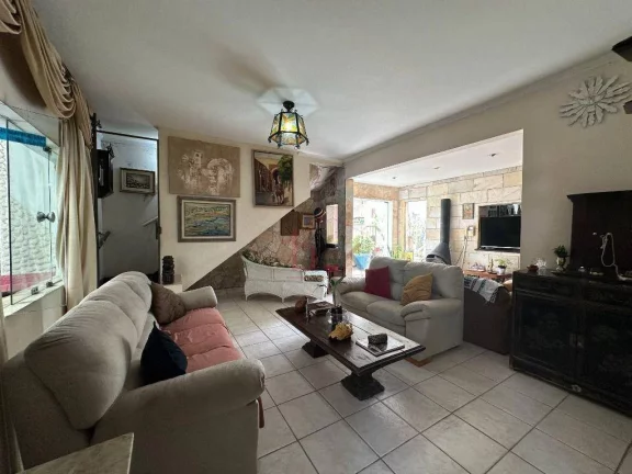 Imagem Casa com 4 dormitórios e 260m2 à venda no Brooklin, ótima localização!