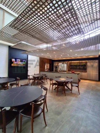 Imagem Casa Comercial à Venda em São Paulo-SP, no Bairro Jardim América: 10 Salas, 6 Banheiros, 20 Vagas de Garagem!
