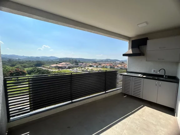 Apartamento à venda com 3 quartos, sendo 1 suíte, no centro de Atibaia - SP