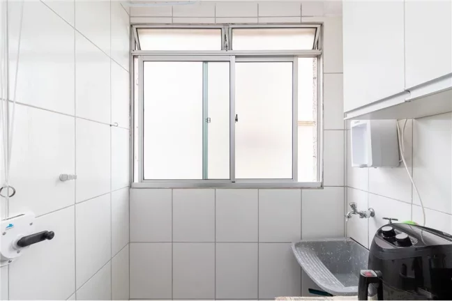 Imagem Apartamento com 3 dormitórios, 60m², com sacada - condomínio com piscina - Jaraguá/SP
