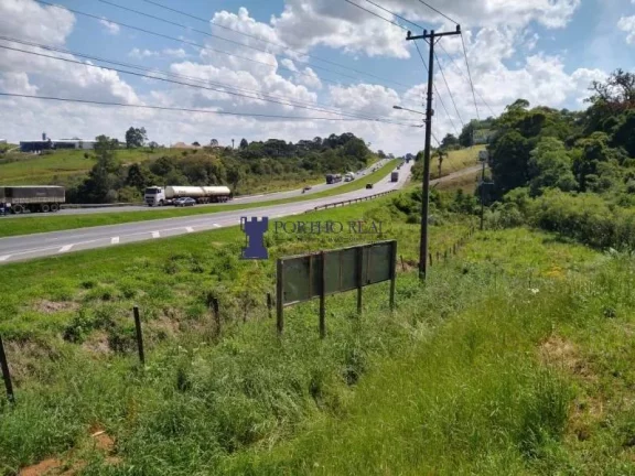 Imagem Área industrial FRENTE PARA BR 277 COM 30.398,01M2.

Frente para a Br 277 sentido Campo Largo com 1...