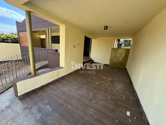 Casa com 4 dormitórios para alugar- Setor Leste Vila Nova - Goiânia/GO