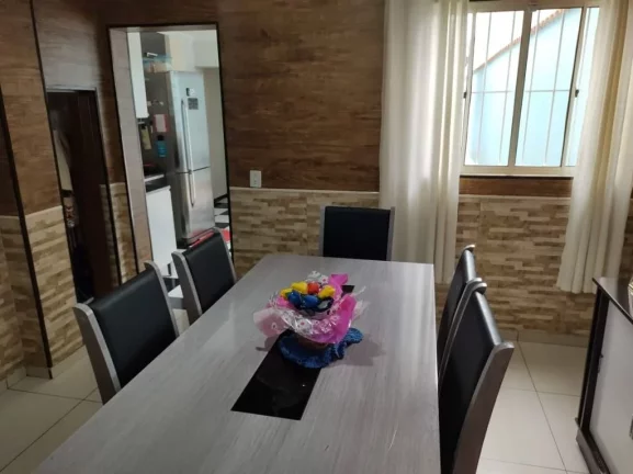 Imagem Sobrado com 3 dormitórios à venda, 169 m² por R$ 490.000,00 - Parque Maria Helena - Suzano/SP