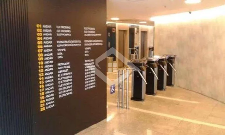 Imagem Sala Comercial de 188m² na Av. Rio Branco – Espaço com Ar Central no Centro
