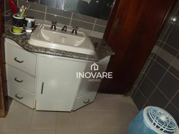 Imagem Casa com 5 dormitórios à venda, 357 m² por R$ 900.000,00 - Setor Santa Inês - Itumbiara/GO