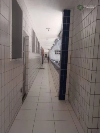 Imagem Oportunidade Única: Apartamento Compacto Pé na Areia no Jardim Guilhermina, Praia Grande!