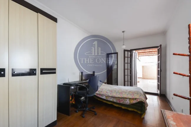 Imagem Imperdível oportunidade! Casa à venda no Cambuci, São Paulo-SP, 3 quartos, 3 suítes, 2 salas, 5 banheiros, 1 vaga, 200m².