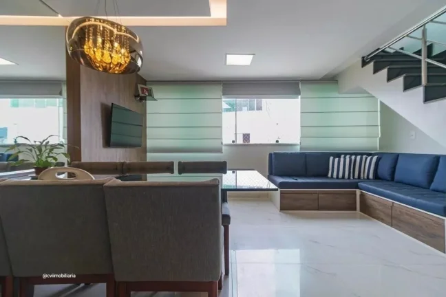 Imagem Este espaçoso apartamento de 167 metros quadrados oferece uma experiência de vida confortável e m...