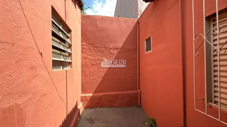 Imagem Casa à venda com 5 dormitórios no bairro Estados Unidos, Uberaba